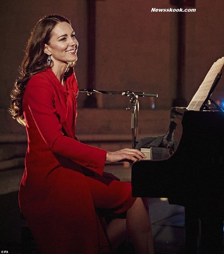 Kate overcomes her nerves with surprise piano performance: Duchess accompanies singer Tom Walker with poignant song 'remembering those who cannot be with us' at Westminster Abbey