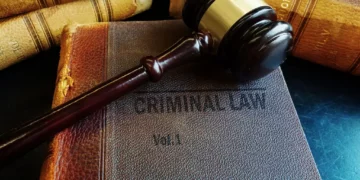 What Are the Benefits of Hiring a Criminal Defense Attorney? Here’s What a Lawyer Can Do for You