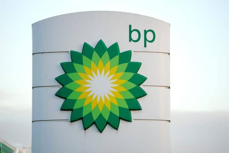 Dismay as BP and Shell enjoy huge profits while oil and gas prices fall